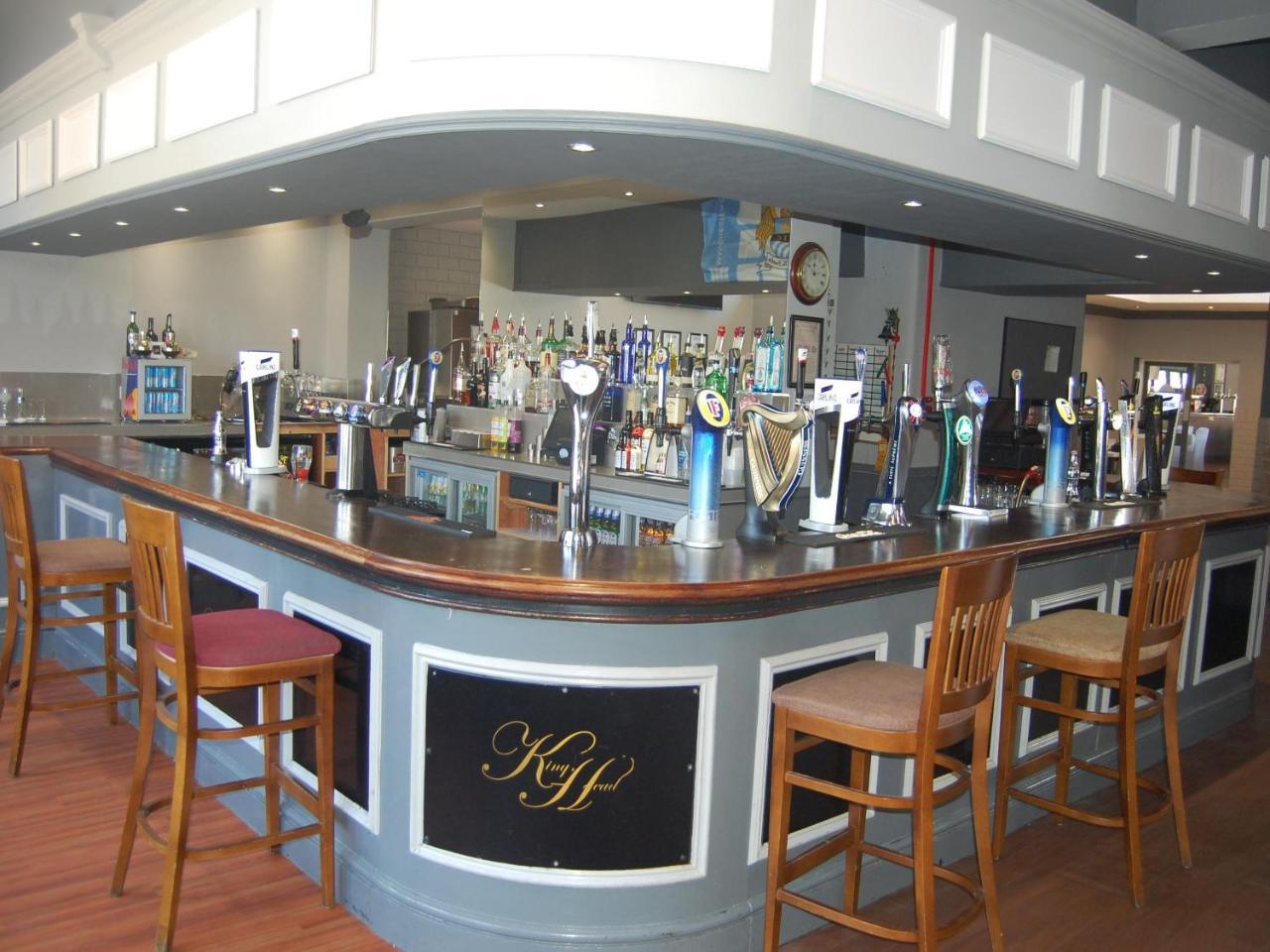 The Kings Head Bed & Breakfast Warrington Exterior photo